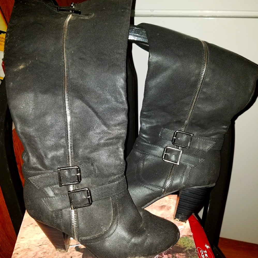 Womans boots